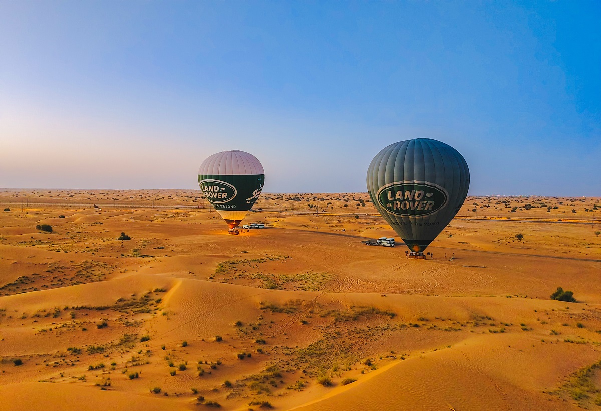 Hot air balloons in Dubai - one of amazing things to do in Dubai for couples
