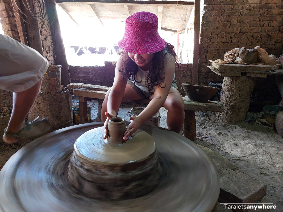 Pottery making in RG Jar Factory in Vigan