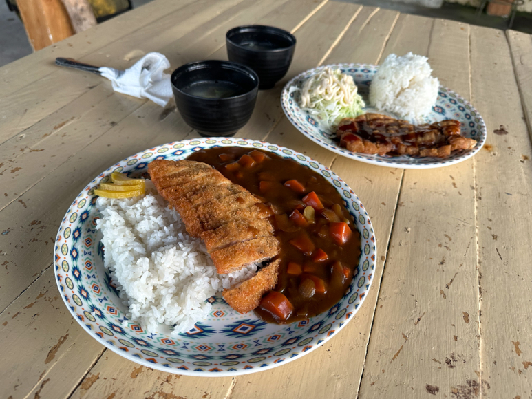 Summer Cruise Resort - food