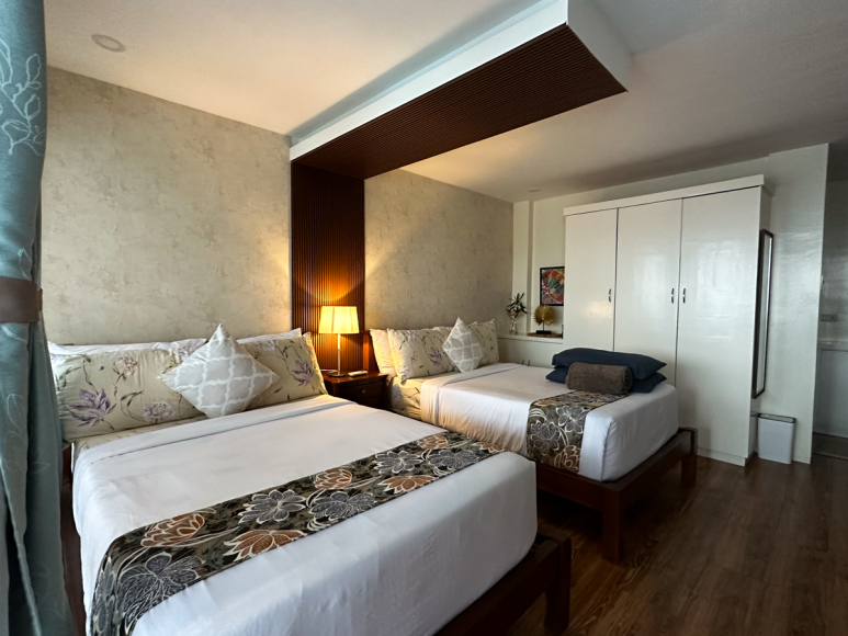 Lakeview Resort - bedroom