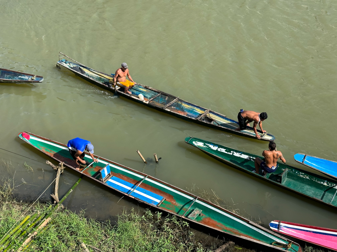 Boats in Pagsanjan Falls tour