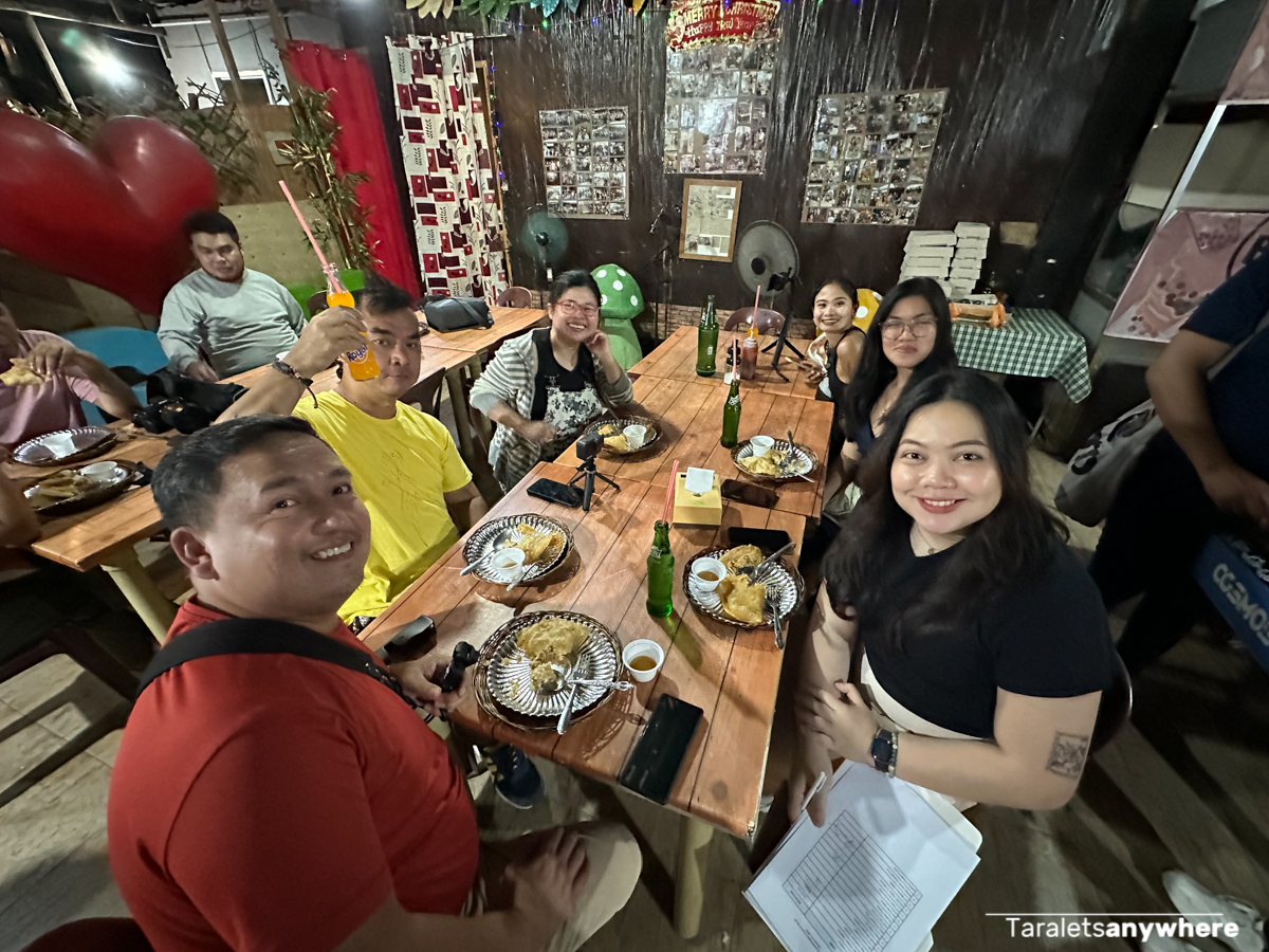 Group photo at Irene's vigan empanada