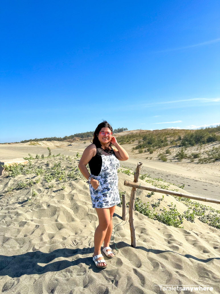 Kat in Paoay Sand Dunes