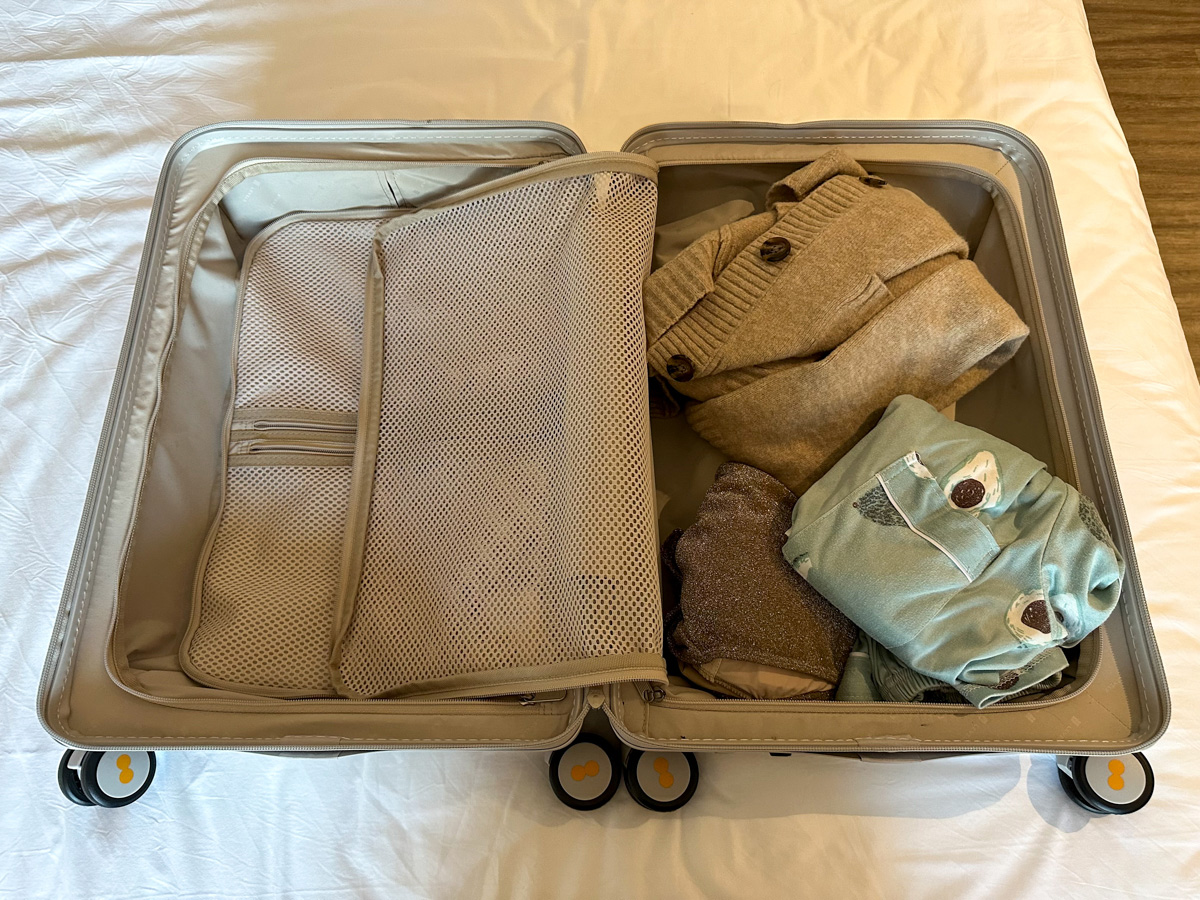 Level8 Glitter Carry-On