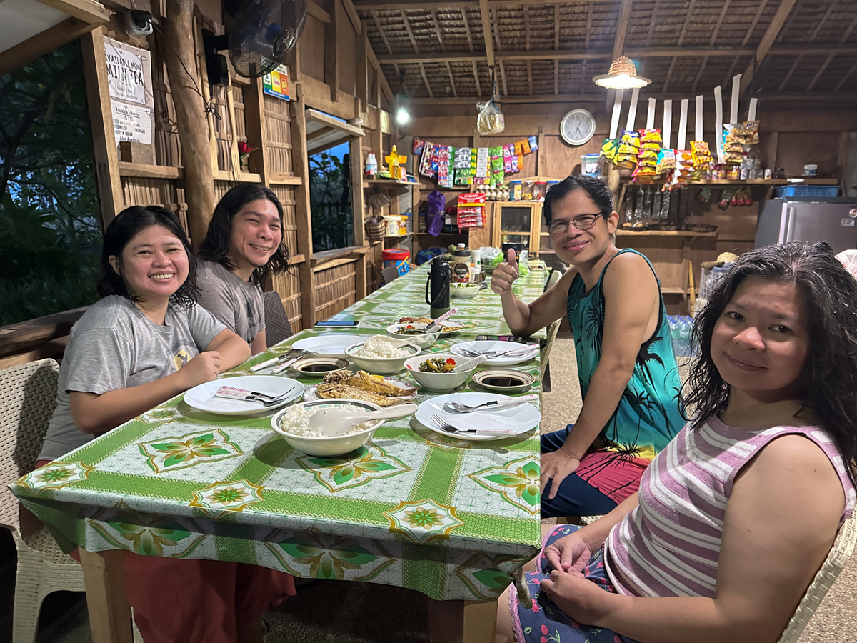 Group photo at Jan's Beach Resort