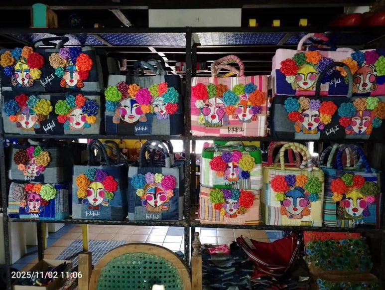 Bidibidi bags - local gifts from the Philippines