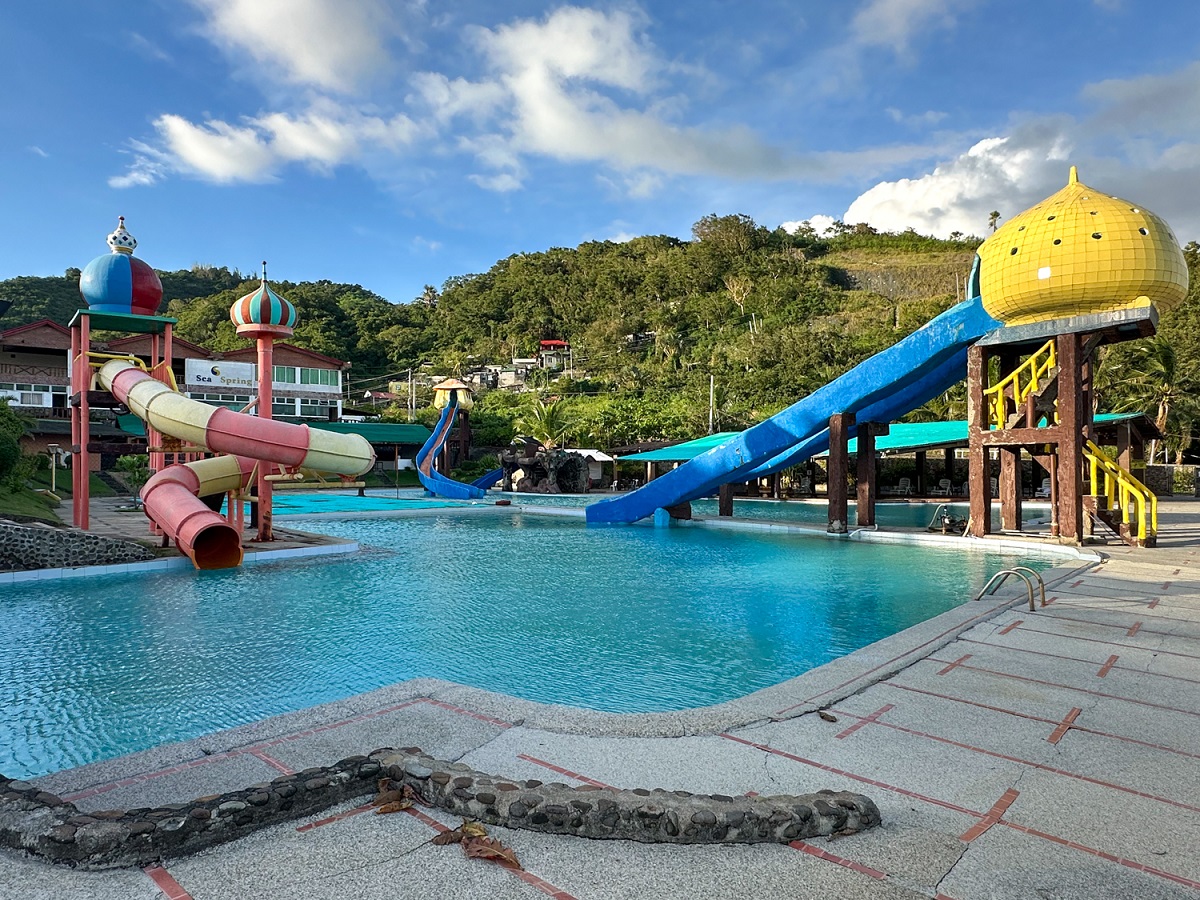 Sea Spring Resort - pools
