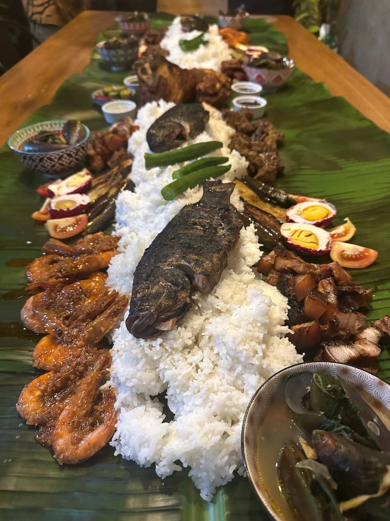 Haven by the Lake - boodle fight